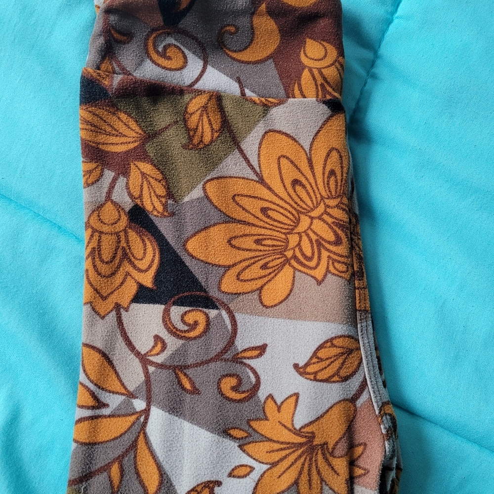 LuLaRoe Kids Leggings - Picture 6 of 9
